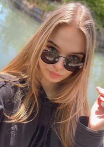 Фото проститутки Лера №2 в городе Великие Луки